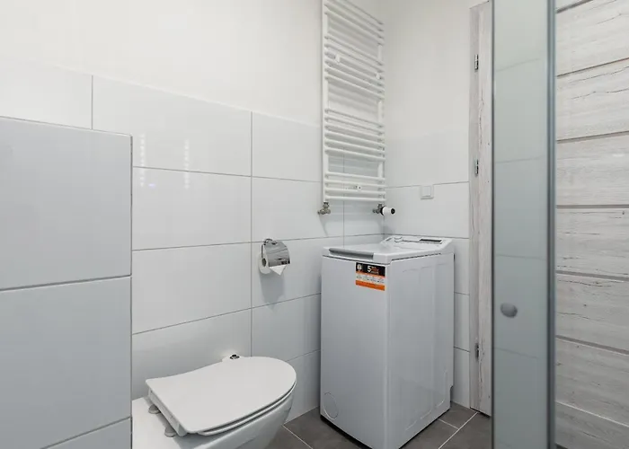 Luzycka Cosy By Renters